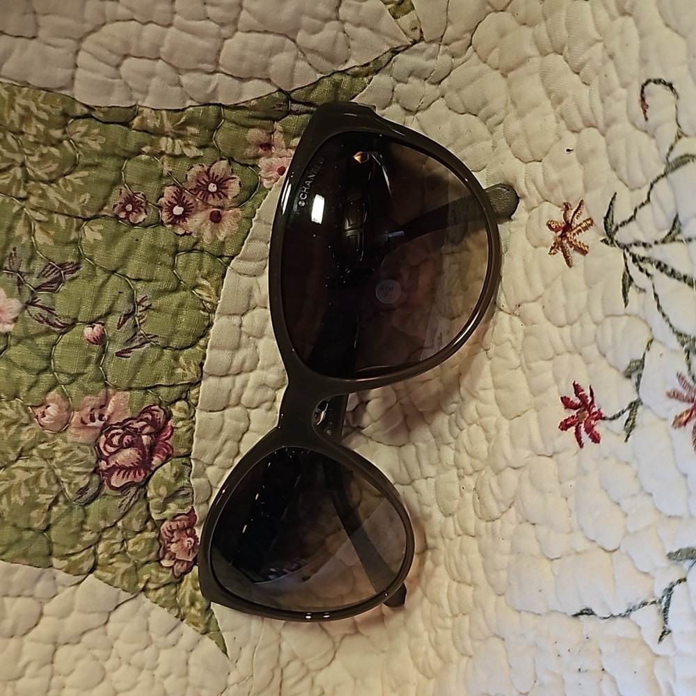 Chanel 5215-Q Sunglasses